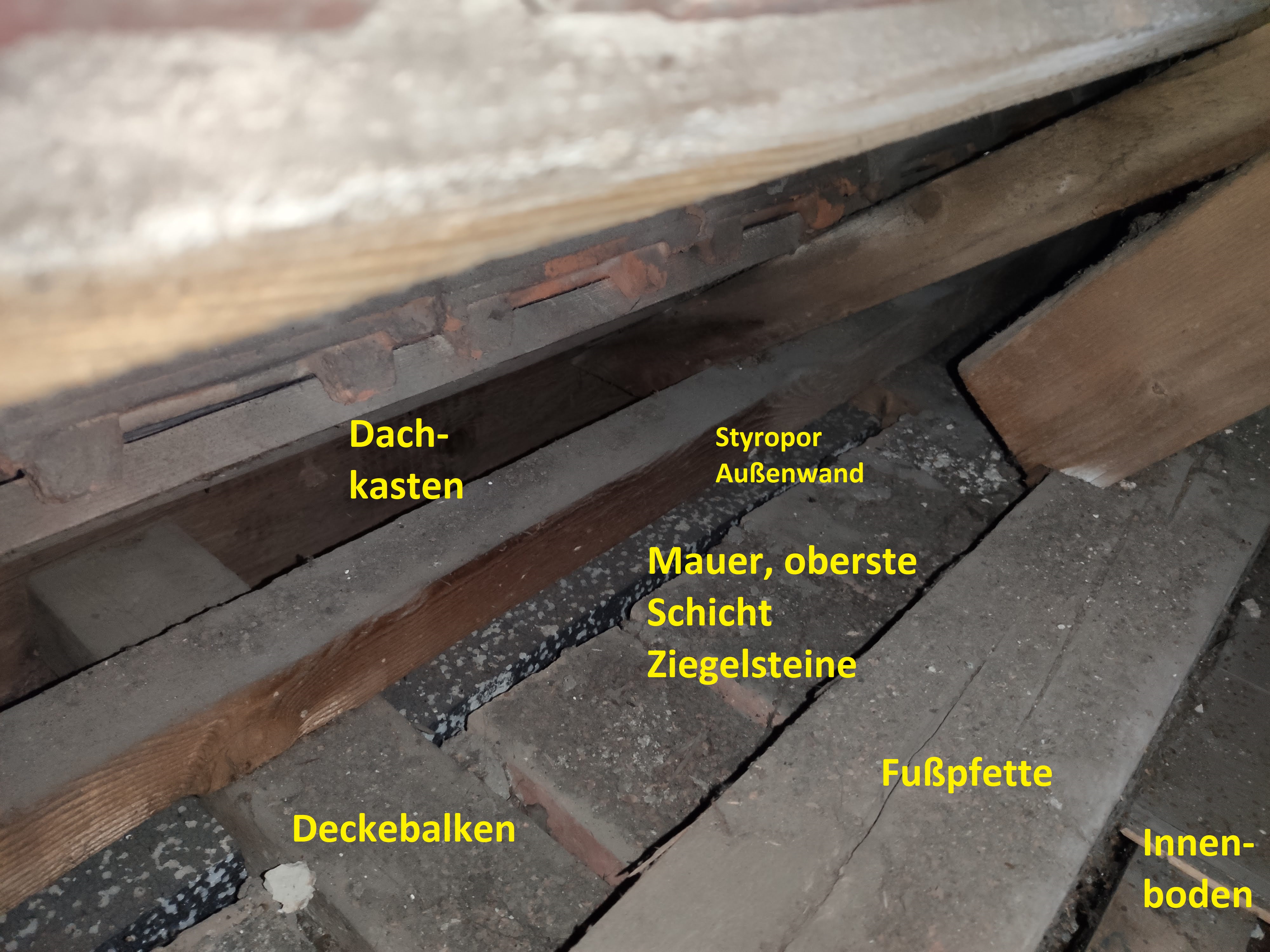 daemmung-kniestock-deckenbalken-gehen-durch-mauerwerk-durch-409511-1.jpg