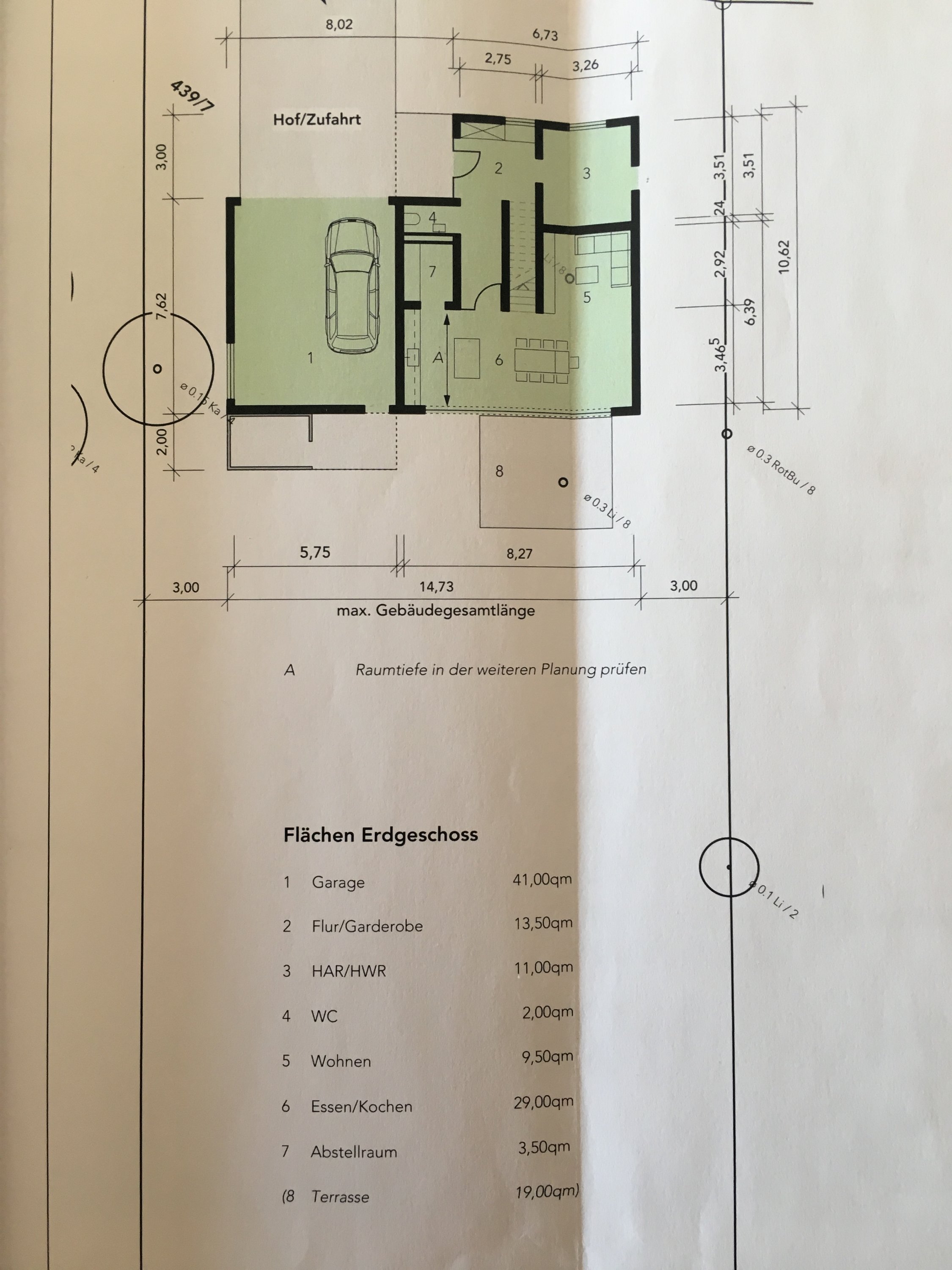 grundrissplanung-entwurf-efh-flachdach-mit-doppelgarage-270138-1.jpg