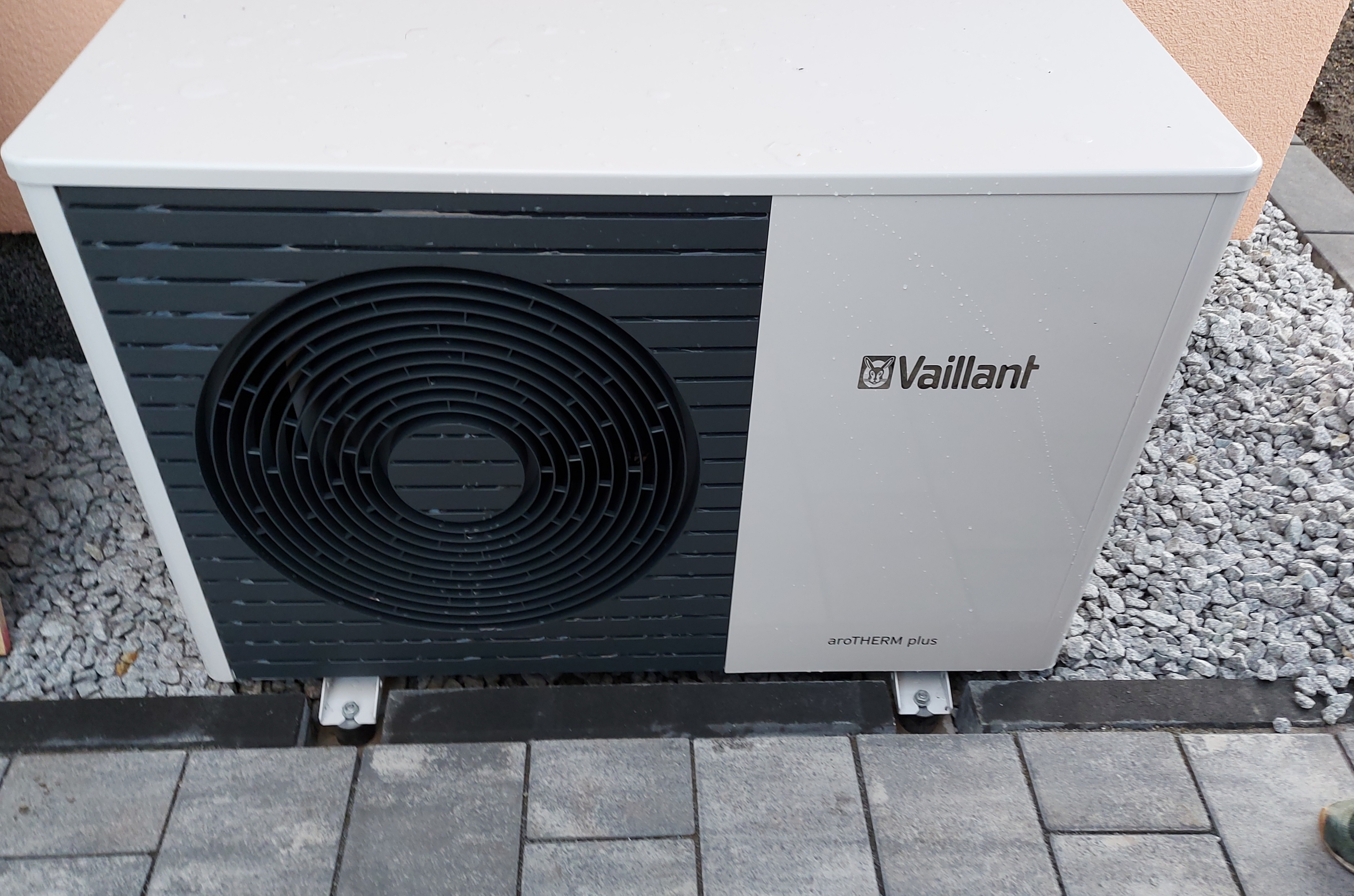 vaillant-arotherm-plus-vwl-35-55-75-575974-1.jpg